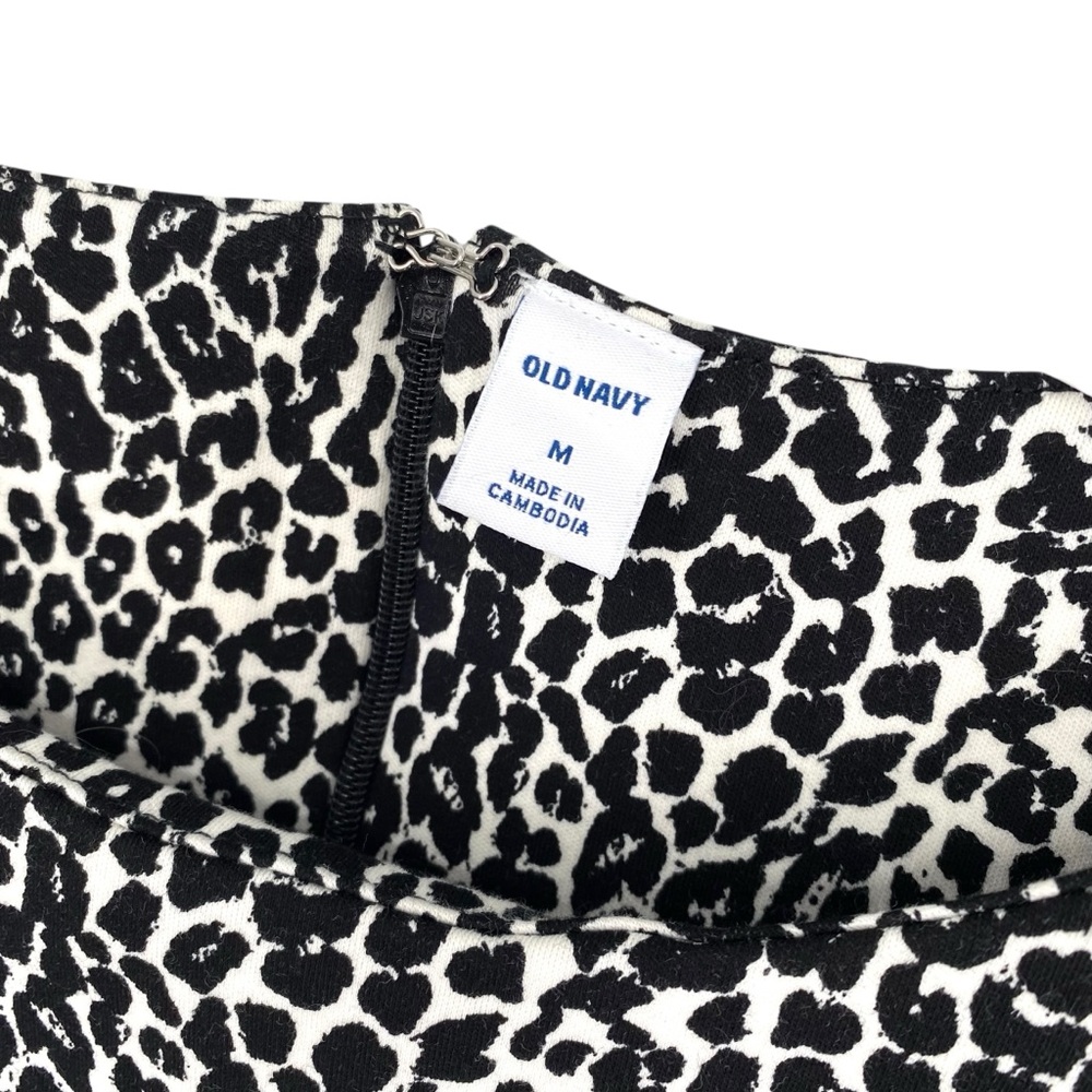 Old Navy Sleeveless Ponte-Knit Sheath Dress Leopard Print - Picture 3 of 6